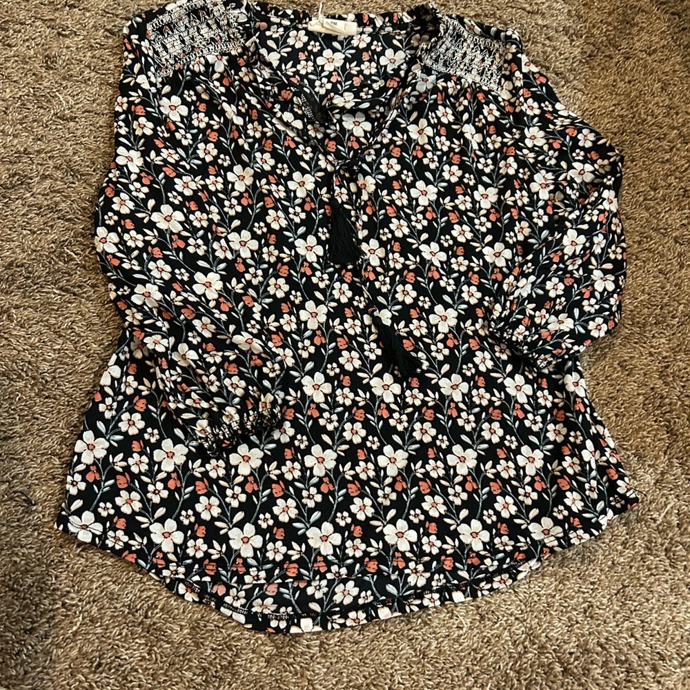 Floral Patterned Top